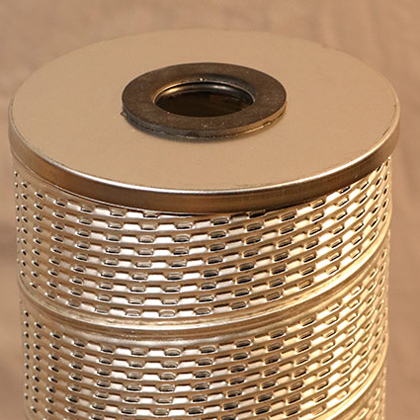 Series 1586 Oil Filter Element: